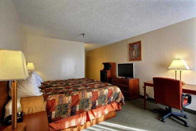 Days Inn & Suites By Wyndham Mt Pleasant Mount Pleasant Quarto foto