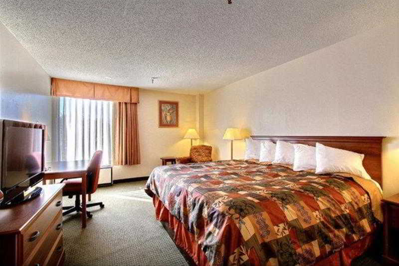 Days Inn & Suites By Wyndham Mt Pleasant Mount Pleasant Quarto foto